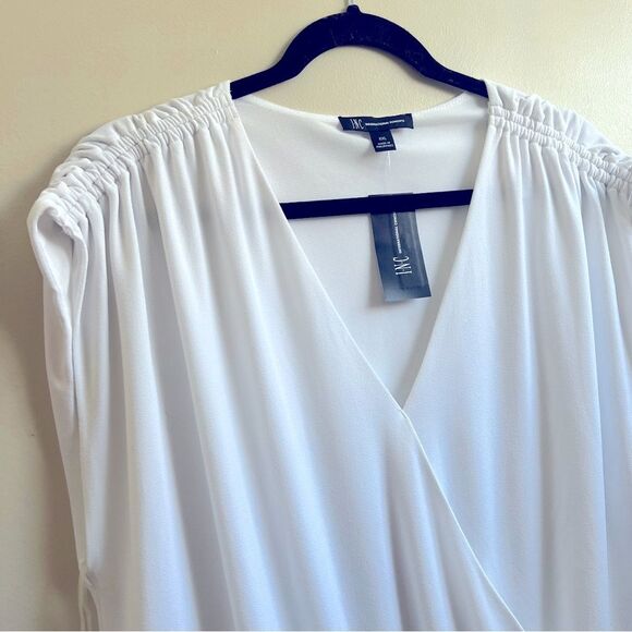 NWT I.N.C. International Concepts white Women's Ruched Side-Tie Top Size XXL - Picture 4 of 6